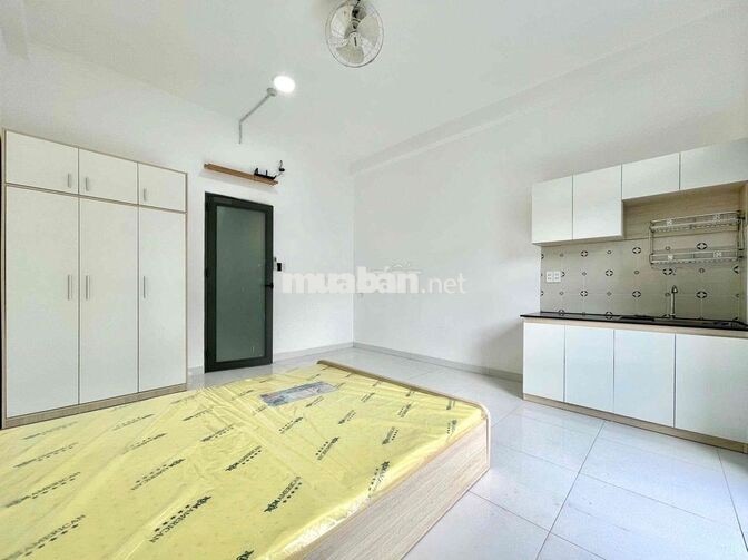 3 PHÒNG STUDIO BAN CÔNG ĐẦY ĐỦ NỘI THẤT GẦN VĂN LANG 3, HỌC VIỆN CB