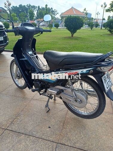Honda Wave 2004 Đen đẹp zin êm  ngay chủ ký giấy 
