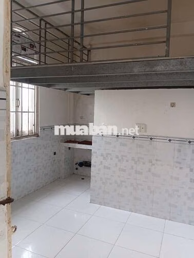 CHO THUÊ PHÒNG CÓ GÁC SIÊU MÁT - CỬA SỔ THÔNG BAN CÔNG