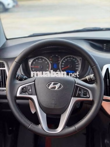 Hyundai I20 CW 1.4AT 2013 Trắng Tự động