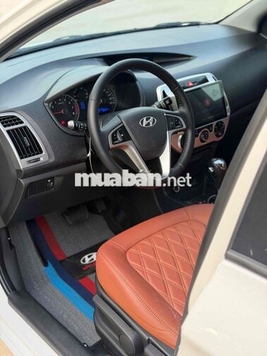 Hyundai I20 CW 1.4AT 2013 Trắng Tự động