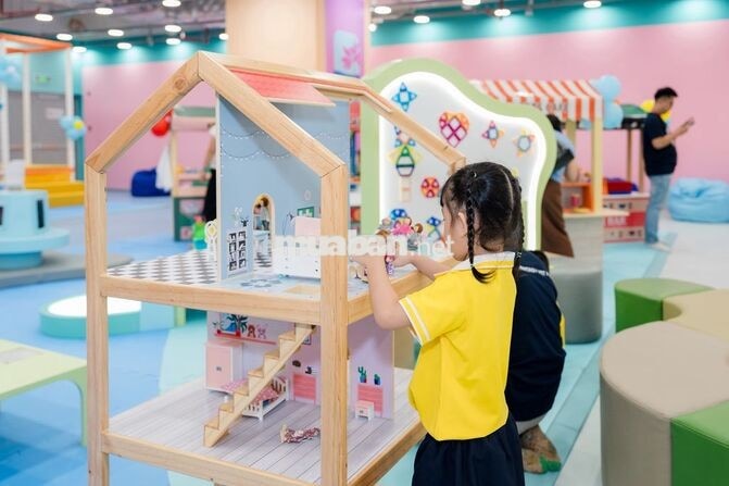 Nhân Viên Khu Vui Chơi_ Tại Aeon Mall Bình Dương