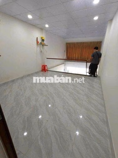 NHÀ THUÊ  – NGAY AEON TP – KÊNH26/3 – P.BHH 4X15 TRỆT LẦU NHÀ ĐẸP 10TR