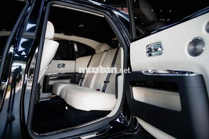 Rolls-Royce Ghost 2010 Đen 11.000 Miles