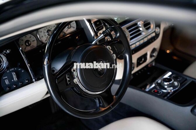 Rolls-Royce Ghost 2010 Đen 11.000 Miles