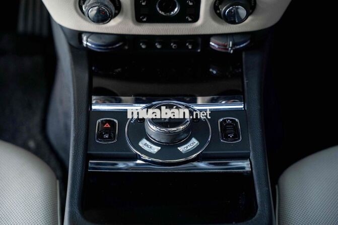 Rolls-Royce Ghost 2010 Đen 11.000 Miles