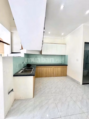 Bán gấp nhà c4 gần chợ Phú Lạc - giá 760tr