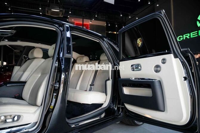Rolls-Royce Ghost 2010 Đen 11.000 Miles