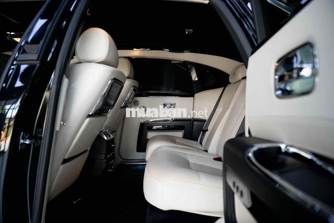 Rolls-Royce Ghost 2010 Đen 11.000 Miles