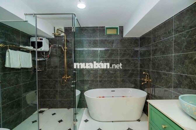 NHÀ ĐẸP, GẦN HỒ NGHINH, 2PN,2WC GẦN BIỂN