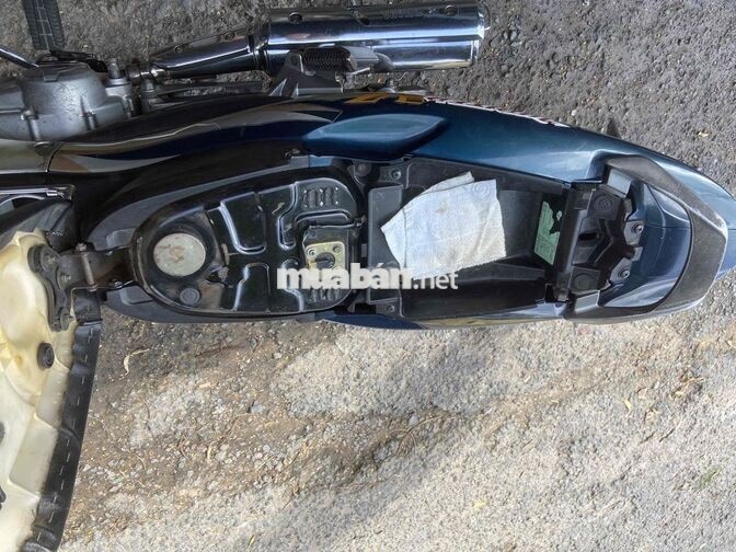 Yamaha Jupiter Xanh đen Michelin