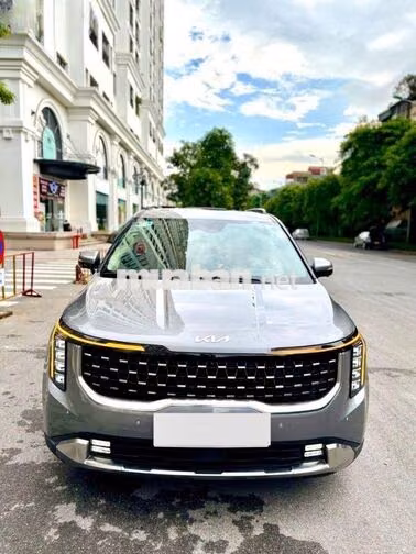Kia Carnival Signature 2.2D Dầu 2025 Xám