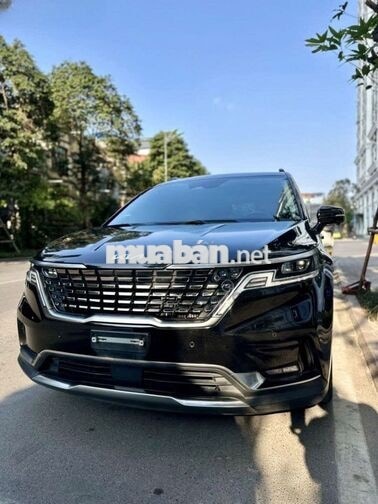 Kia Carnival Signature 2.2D 2023 Đen 35.000 Km