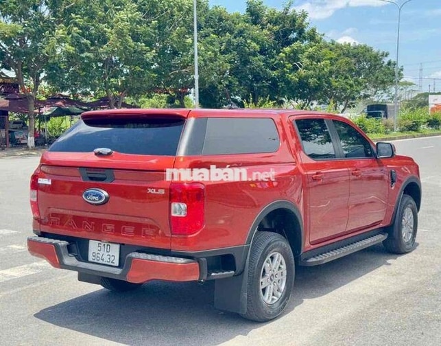 Ford Ranger XLS 2024 Số tự 2 cầu