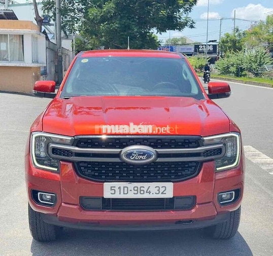 Ford Ranger XLS 2024 Số tự 2 cầu