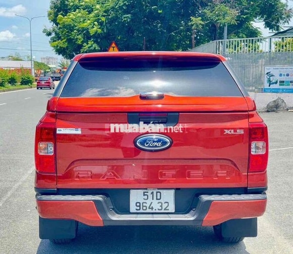 Ford Ranger XLS 2024 Số tự 2 cầu