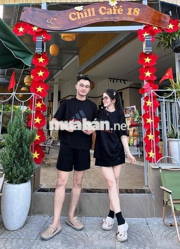 Nhân viên phục quán cf tại Hội An bao ăn, bao ở