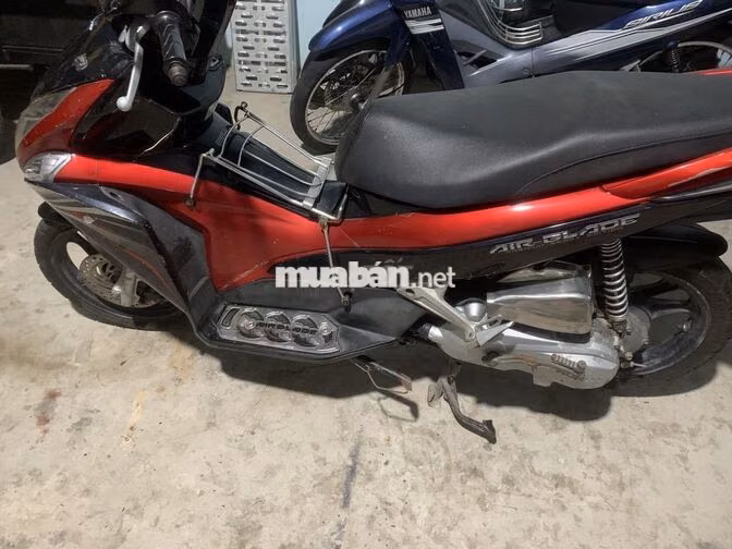Honda Air Blade 2011 Đỏ đen