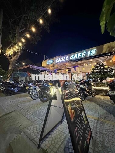 Nhân viên phục quán cf tại Hội An bao ăn, bao ở