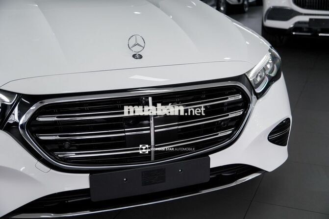 Mercedes E200 Exclusive | Giảm 350tr 1 XE