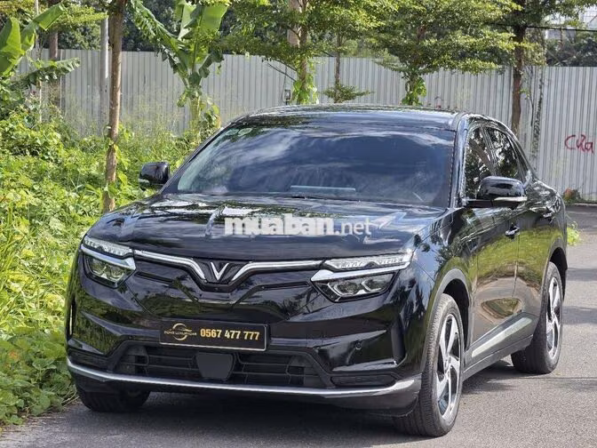VinFast VF8 2025 Pin CATL ,550km
