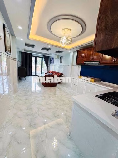 CHO THUÊ NHÀ MẶT TIỀN DƯƠNG QUẢNG HÀM GÒ VẤP NGAY NGÃ TƯ NGUYỄN