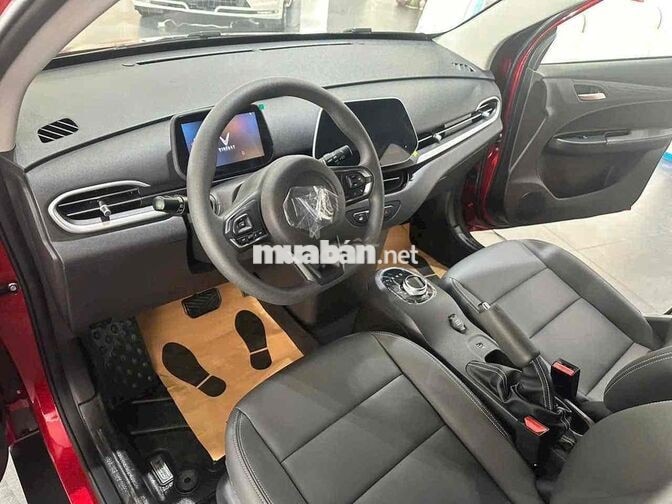 VF5 Đỏ, Trắng, Xám. Tài xế Xanh SM 35 TR nhận xe