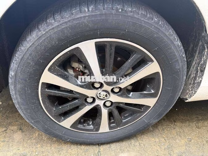 Toyota Vios E 2019 Số sàn Trắng 130000 km