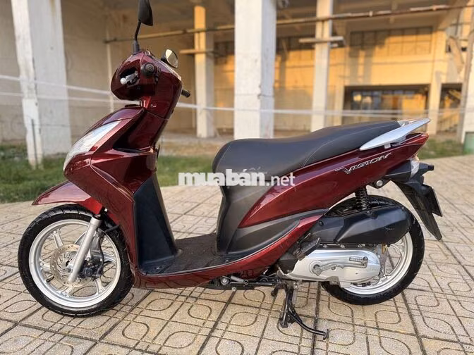 Honda Vision 2013 Đỏ BSTP Máy Zin 99% Đẹp keng