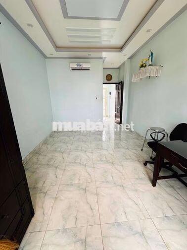 CHO THUÊ NHÀ MẶT TIỀN DƯƠNG QUẢNG HÀM GÒ VẤP NGAY NGÃ TƯ NGUYỄN