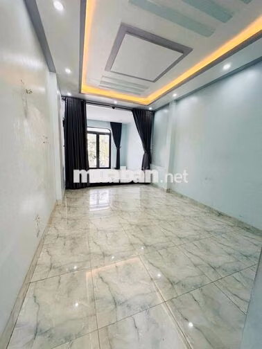 CHO THUÊ NHÀ MẶT TIỀN DƯƠNG QUẢNG HÀM GÒ VẤP NGAY NGÃ TƯ NGUYỄN