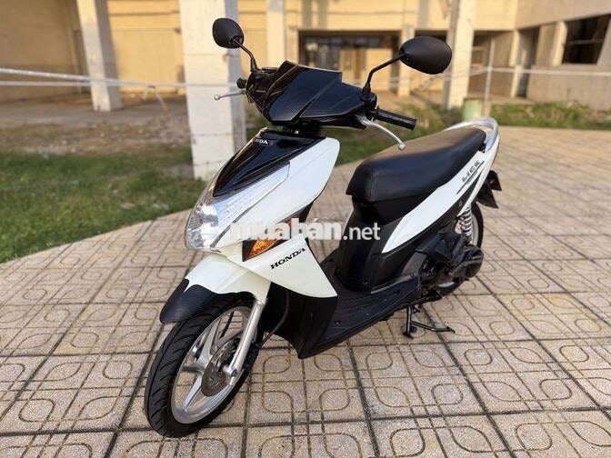 Honda Click Trắng đen 2012 Máy Zin Xe đẹp 99%