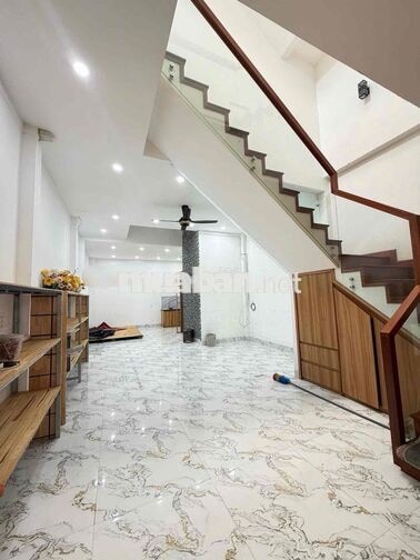 mình chính chủ cần bán nhà 39A Nguyễn Đình Chiểu, giá tốt