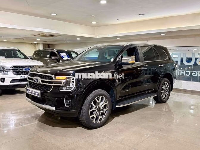 Everest Titanium chỉ 2.000km Xe Cá Nhân Mới Keng