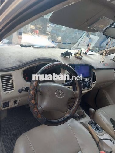 Toyota Innova V 2011 Số tự động Bạc
