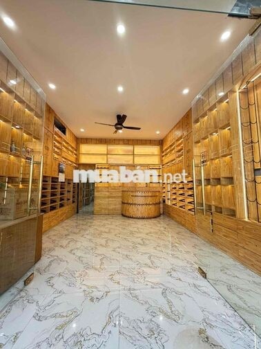 mình chính chủ cần bán nhà 39A Nguyễn Đình Chiểu, giá tốt