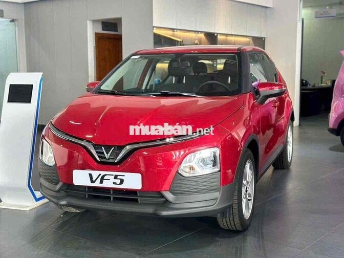 VF5 Đỏ, Trắng, Xám. Tài xế Xanh SM 35 TR nhận xe