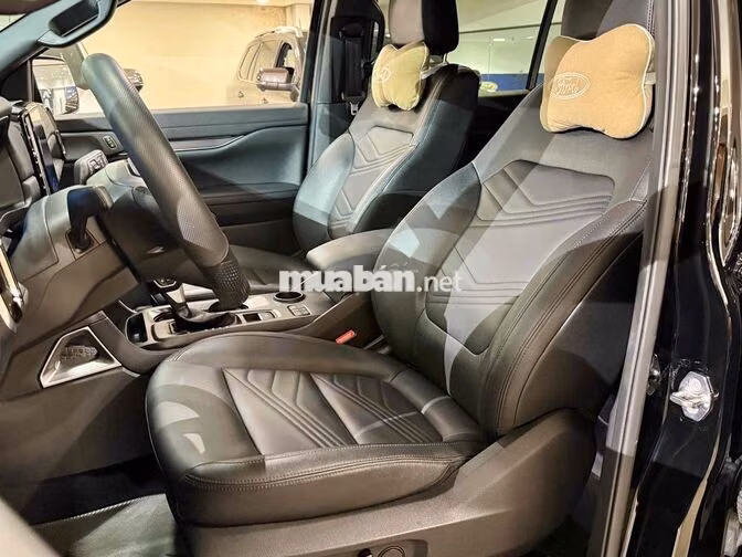 Everest Titanium chỉ 2.000km Xe Cá Nhân Mới Keng