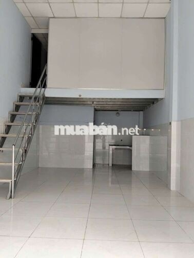 Nhà mặt tiền trệt lửng 4*12 có sân tiện KD