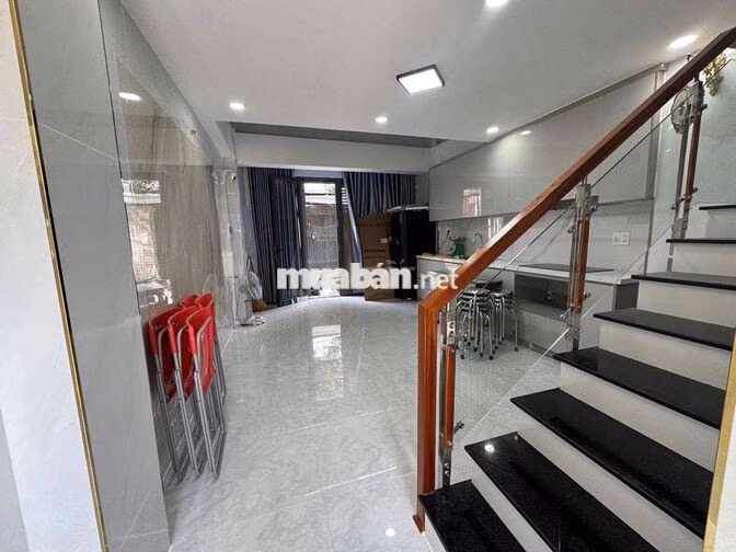 CHO THUÊ NHÀ MỚI 3PN FULL NỘI THẤT DƯƠNG QUẢNG HÀM P5 GÒ VẤP GẦN ĐH