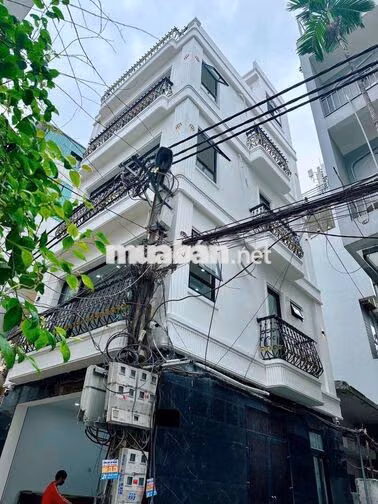 cho thuê nhà 5 tầng ngõ ô tô cạnh đại học kiến trúc