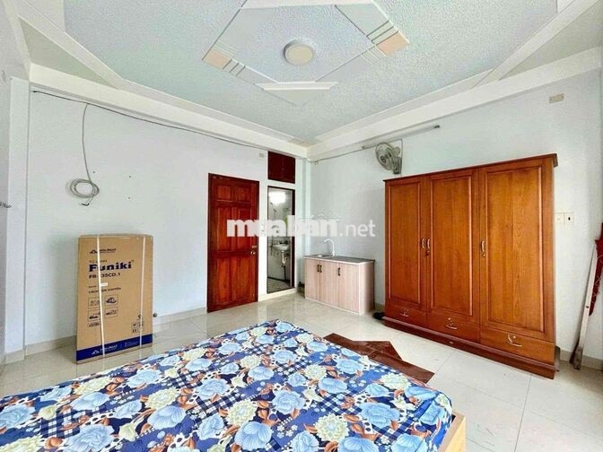 PHÒNG TRỌ CÓ BAN CÔNG Full NT gần ĐH Y DƯỢC, Q11 giáp Q5 sát Q10,Q6