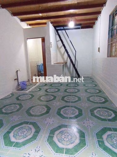 Cho thuê nhà trọ trệt + gác suốt gần nhà thi đấu đa năng q7