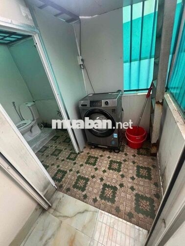 Cho thuê phòng chdv full nội thất, có ban công, có chỗ đậu xe hơi