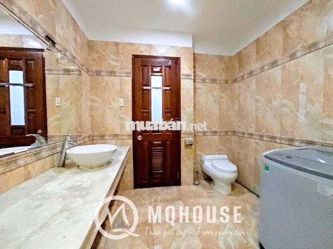 căn hộ 50m2 ngay tại khu bàu cát có thang máy - Bancol