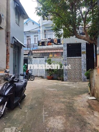 Nhà nhỏ xinh, phù hợp nhu cầu hẻm rộng, yên tĩnh, trật tự