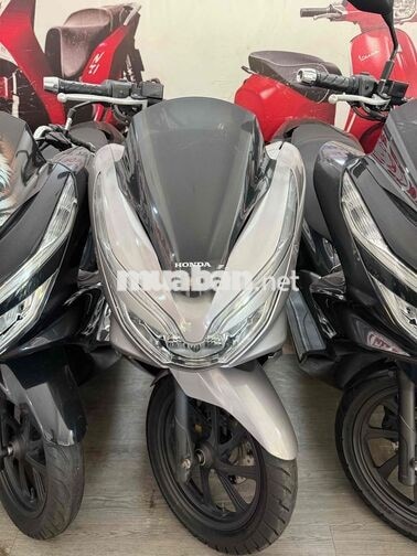 PCX 2018 Xám 14 ngan km đẹp ken chính chủ máy rin