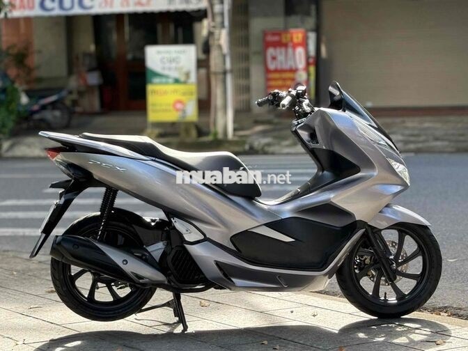PCX 2018 Xám 14 ngan km đẹp ken chính chủ máy rin