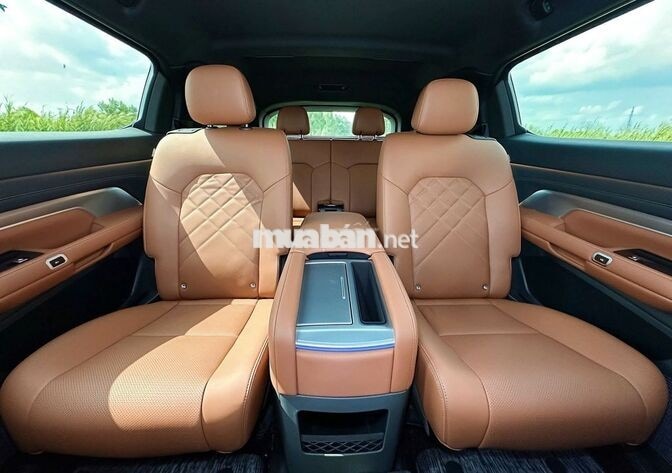 SIÊU LƯỚT 1.400KM - VF9 PLUS 26 - BẢN 6 GHẾ