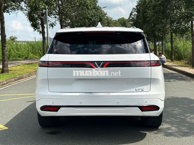 SIÊU LƯỚT 1.400KM - VF9 PLUS 26 - BẢN 6 GHẾ